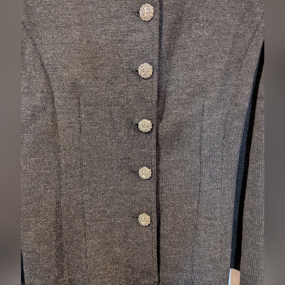 NWT St. John Knit Set Size 14 - Picture 8 of 13